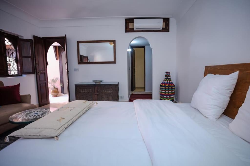 Paisible Riad Privatif Au Coeur De Marrakech Marrakesh Bagian luar foto