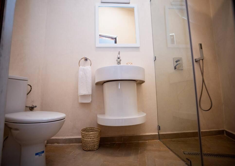 Paisible Riad Privatif Au Coeur De Marrakech Marrakesh Bagian luar foto